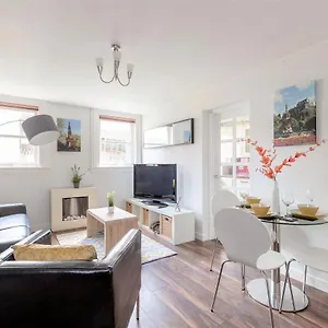 Apartment Stunning 1 Bed At Holyrood Palace & Arthurs Seat, Edinburgh